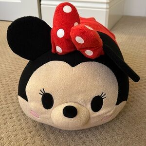 NWOT Large Minnie Mouse Disney Tsum Tsum